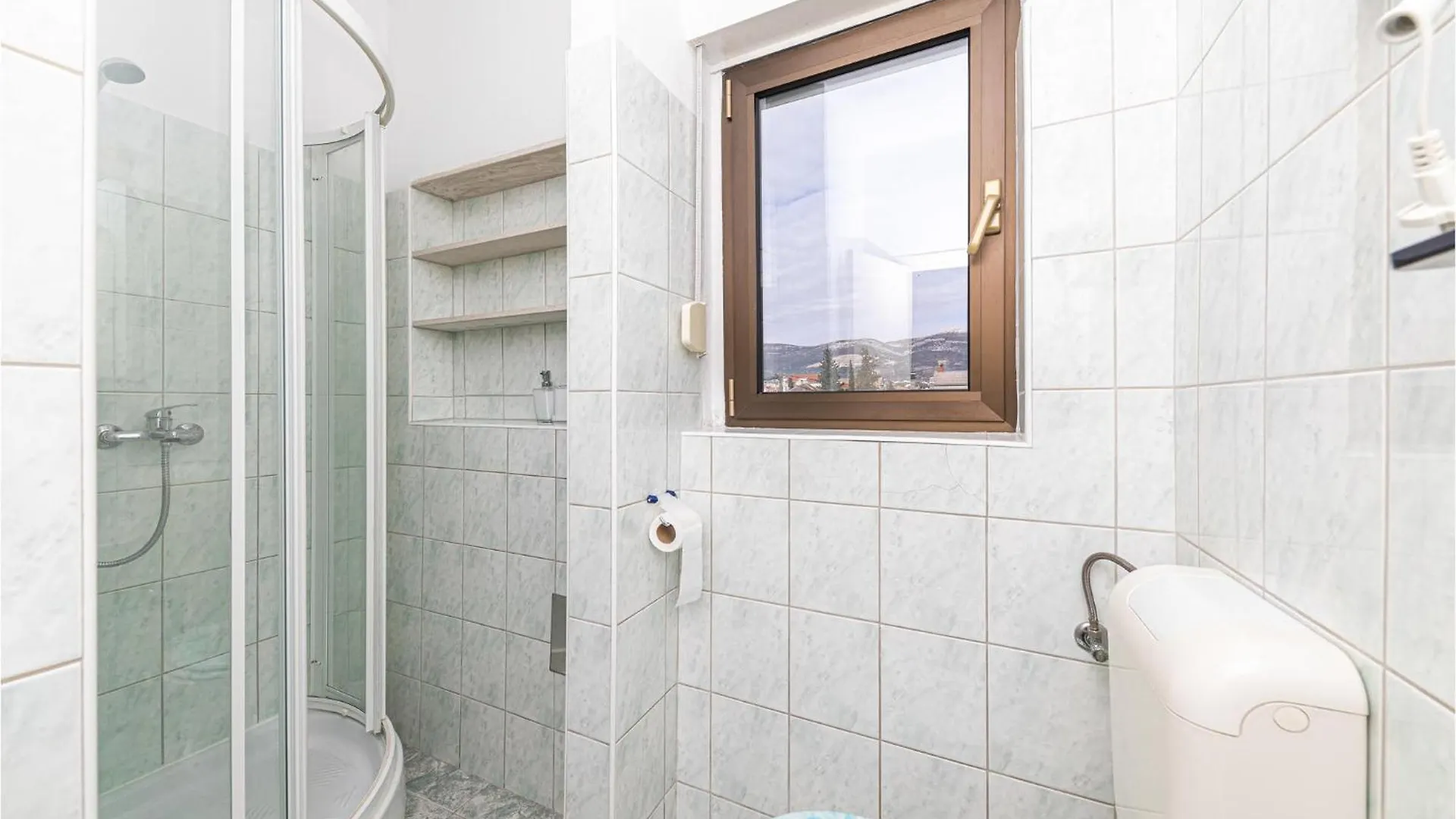Lovely Apartment In Kastel Stafilic Kastela Croatia